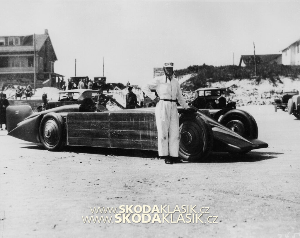 Golden Arrow v Daytona Beach, 1929. 