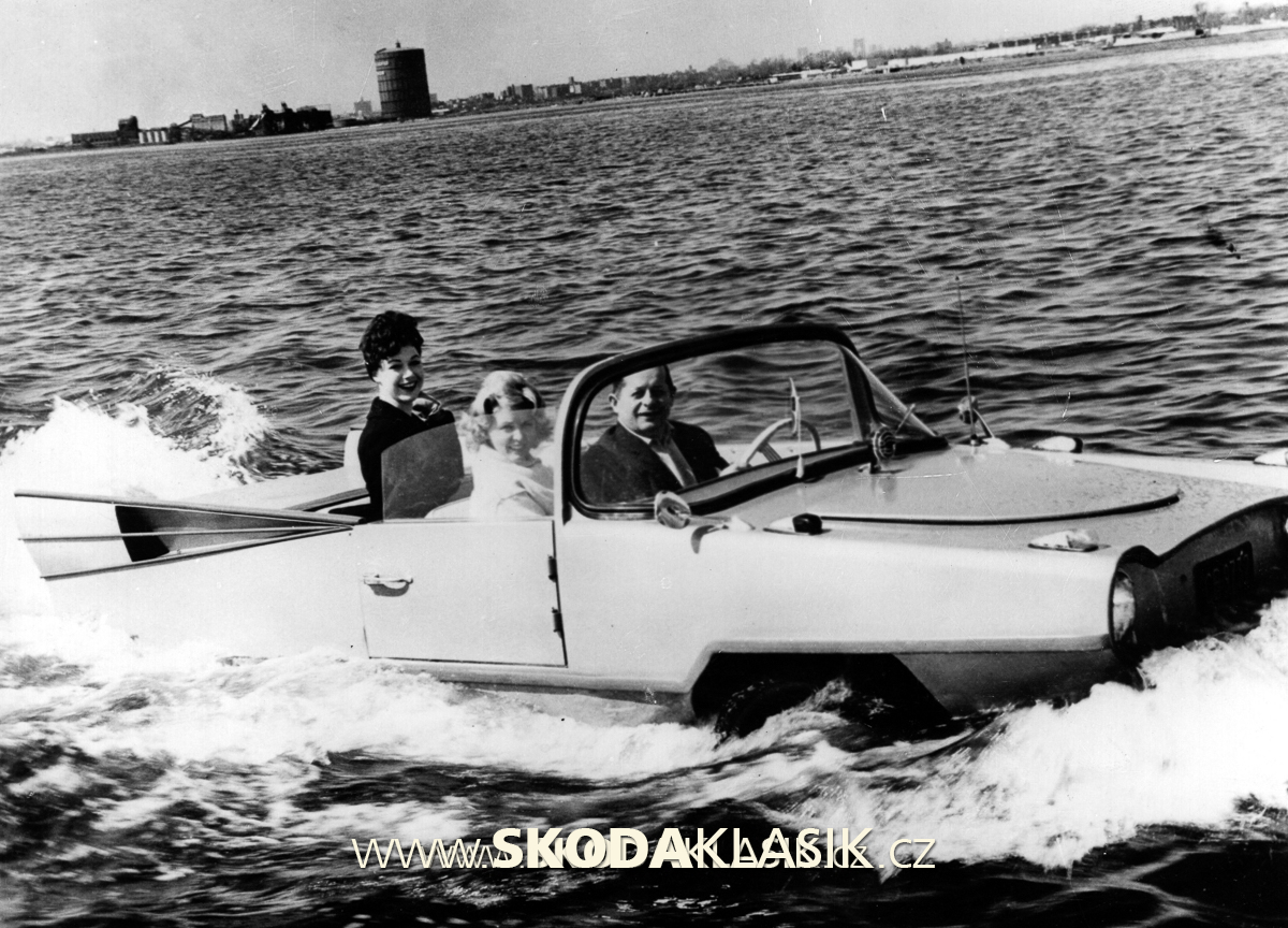1960: The Amphicar, a vehicle for land or water, having its first showing off at College Point, Long Island, New York at the International Motor Show. (Photo by Keystone/Getty Images)